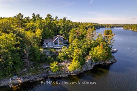 23212 Georgian Bay Shore, House detached with 3 bedrooms, 2 bathrooms and 0 parking in Georgian Bay ON | Card Image
