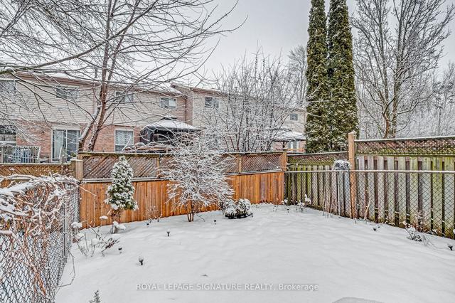 45 Poolton Cres, House attached with 3 bedrooms, 2 bathrooms and 2 parking in Clarington ON | Image 13