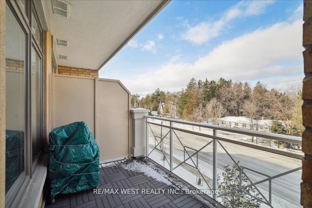 428 - 80 Burns Blvd, Condo with 2 bedrooms, 2 bathrooms and 1 parking in King ON | Image 3