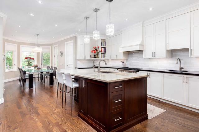 25 Redmount Rd, House detached with 5 bedrooms, 6 bathrooms and 2 parking in Toronto ON | Image 5