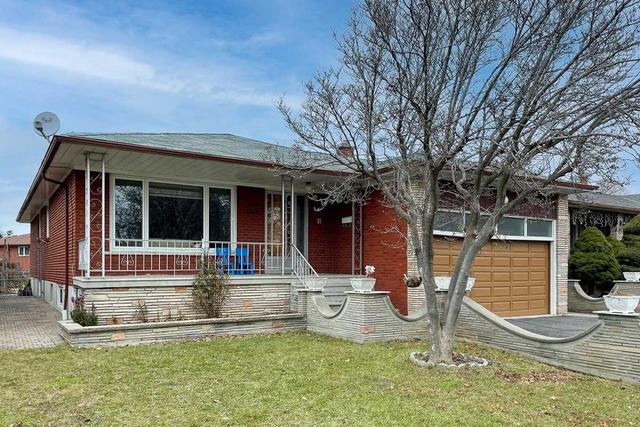 73 Blacksmith Cres, House detached with 3 bedrooms, 2 bathrooms and 4 parking in Toronto ON | Image 34