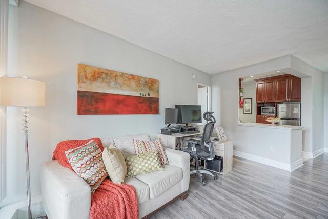 1315 - 50 Mississauga Valley Blvd, Condo with 2 bedrooms, 2 bathrooms and 1 parking in Mississauga ON | Image 8