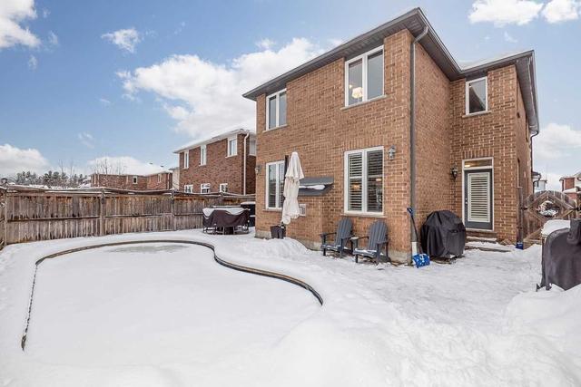 13 Auburn Crt, House detached with 4 bedrooms, 3 bathrooms and 6 parking in Barrie ON | Image 10