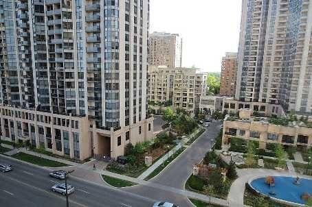 1107 - 18 Sommerset Way, Condo with 1 bedrooms, 1 bathrooms and 1 parking in Toronto ON | Image 3