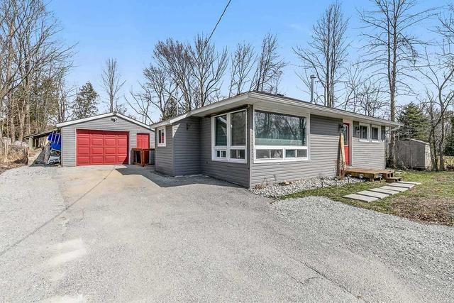 6 Owen Rd, House detached with 2 bedrooms, 1 bathrooms and 10 parking in Oro Medonte ON | Image 12