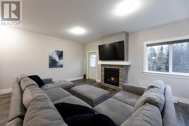28, - 214 Mcardell Drive, House semidetached with 2 bedrooms, 2 bathrooms and 5 parking in Hinton AB | Image 6