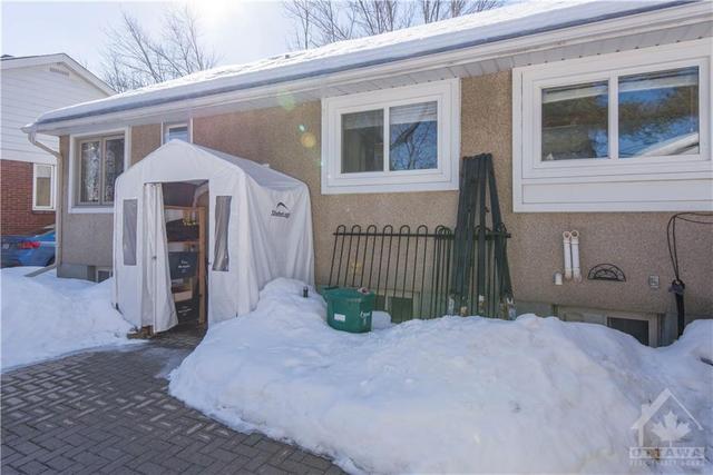 337 Knox Crescent, House detached with 3 bedrooms, 2 bathrooms and 3 parking in Ottawa ON | Image 28