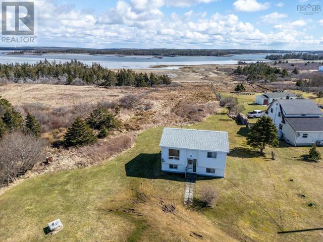 27 Saulnier Lane, House detached with 4 bedrooms, 1 bathrooms and null parking in Yarmouth MD NS | Image 6