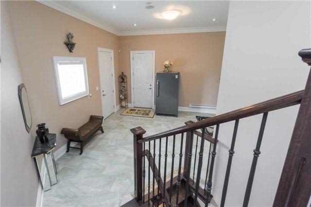 176 Dale Cres, House detached with 3 bedrooms, 4 bathrooms and 6 parking in Bradford West Gwillimbury ON | Image 15