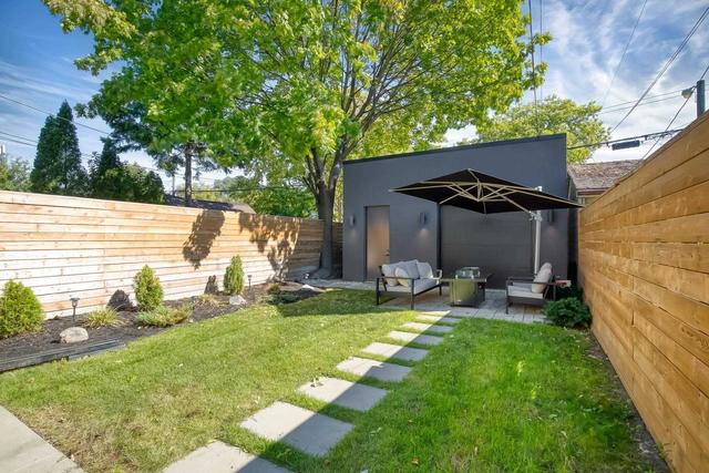 697 Crawford St, House detached with 5 bedrooms, 5 bathrooms and 2 parking in Toronto ON | Image 29