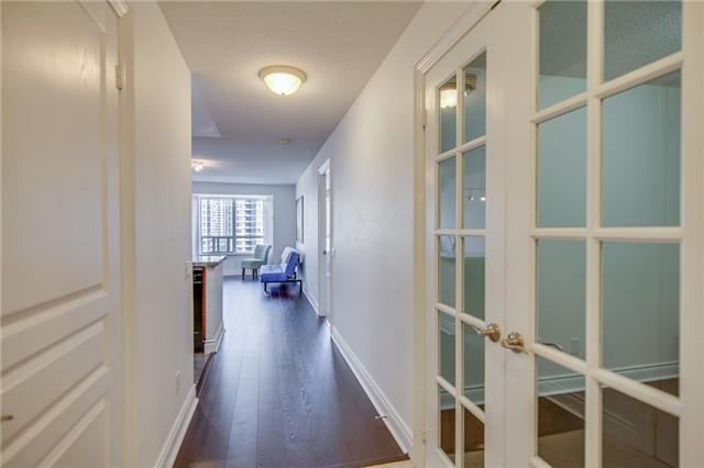 1001 - 8 Mckee Ave, Condo with 2 bedrooms, 2 bathrooms and 1 parking in Toronto ON | Image 4