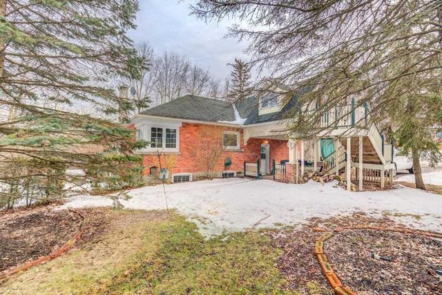 Upper - 31 Sackville St, House detached with 2 bedrooms, 1 bathrooms and 2 parking in Caledon ON | Image 4