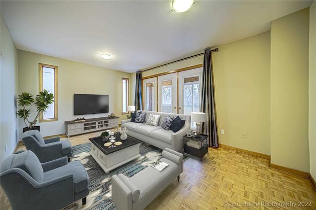 main - 3a Humber Hill Ave, House semidetached with 3 bedrooms, 2 bathrooms and 2 parking in Toronto ON | Image 5