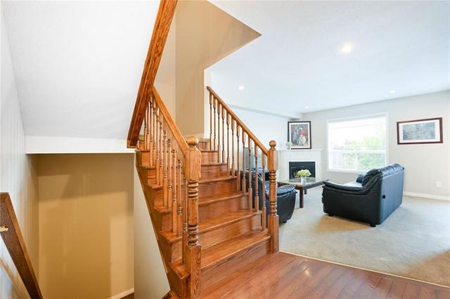 2282 Spence Lane, House detached with 6 bedrooms, 2 bathrooms and 1 parking in Burlington ON | Image 28