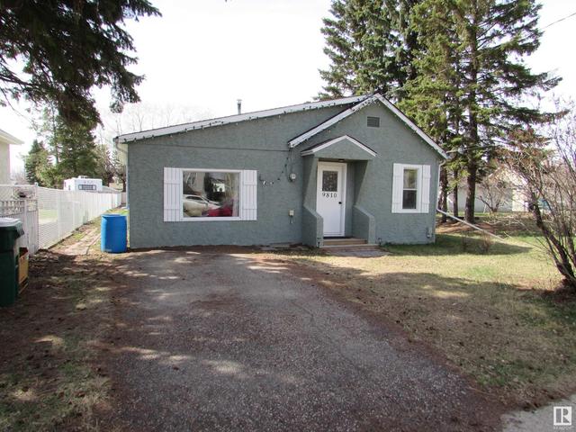 9810 101 St, House detached with 1 bedrooms, 1 bathrooms and null parking in Morinville AB | Image 2
