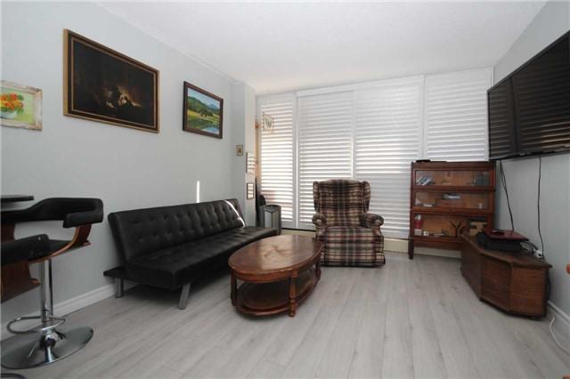 3105 - 150 Charlton Ave E, Condo with 1 bedrooms, 1 bathrooms and 1 parking in Hamilton ON | Image 2
