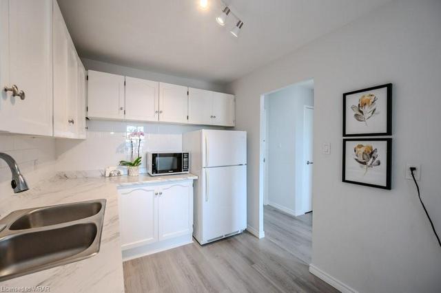 804 - 1100 Courtland Avenue E, House attached with 2 bedrooms, 1 bathrooms and 1 parking in Kitchener ON | Image 10
