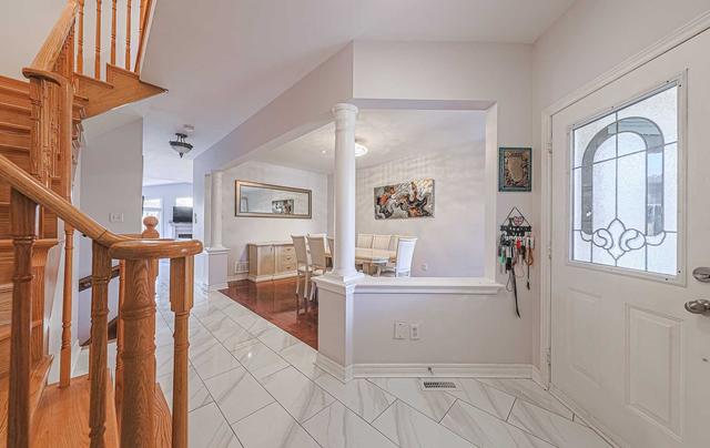 71 Cedarcrest Cres, House attached with 3 bedrooms, 4 bathrooms and 3 parking in Richmond Hill ON | Image 36