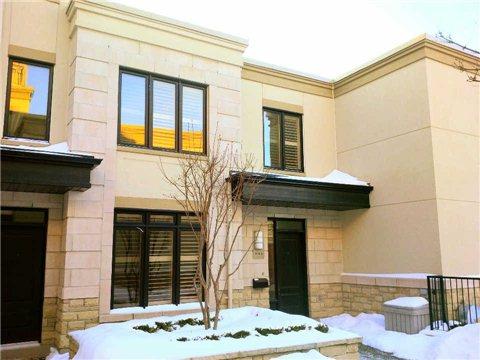 th3 - 5 Oakburn Cres, Townhouse with 2 bedrooms, 3 bathrooms and 1 parking in Toronto ON | Image 1