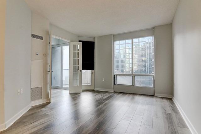 1012 - 85 Bloor St E, Condo with 1 bedrooms, 1 bathrooms and 0 parking in Toronto ON | Image 6