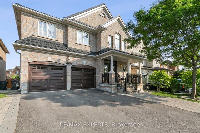 3 Fahey Dr, House detached with 4 bedrooms, 5 bathrooms and 6 parking in Brampton ON | Image 1