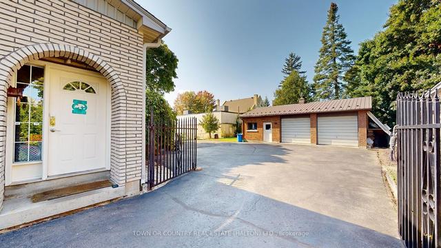 540 10th Ave, House detached with 6 bedrooms, 4 bathrooms and 7 parking in Hanover ON | Image 34