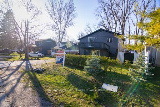 222 Pine Beach Dr, House detached with 4 bedrooms, 2 bathrooms and 6 parking in Georgina ON | Image 12