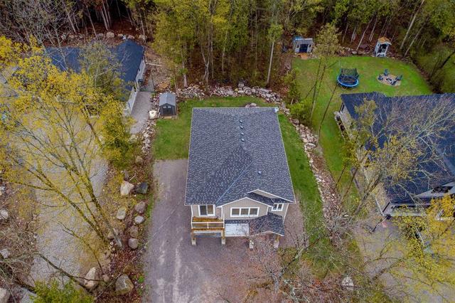 270 Riverside Dr, House detached with 5 bedrooms, 3 bathrooms and 6 parking in Kawartha Lakes ON | Image 31