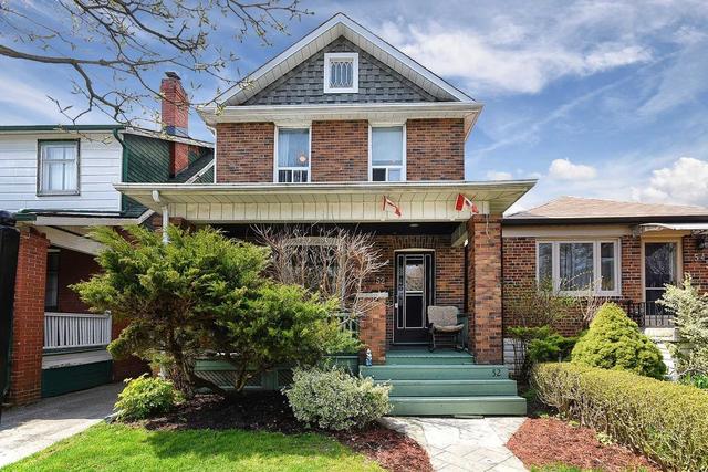 52 Seventh St, House detached with 4 bedrooms, 2 bathrooms and 1 parking in Toronto ON | Card Image