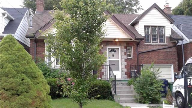 1254 Kingston Rd, House detached with 3 bedrooms, 2 bathrooms and 2 parking in Toronto ON | Image 1