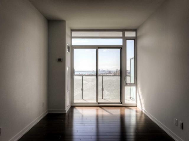 2412 - 170 Fort York Blvd, Condo with 1 bedrooms, 1 bathrooms and 0 parking in Toronto ON | Image 4