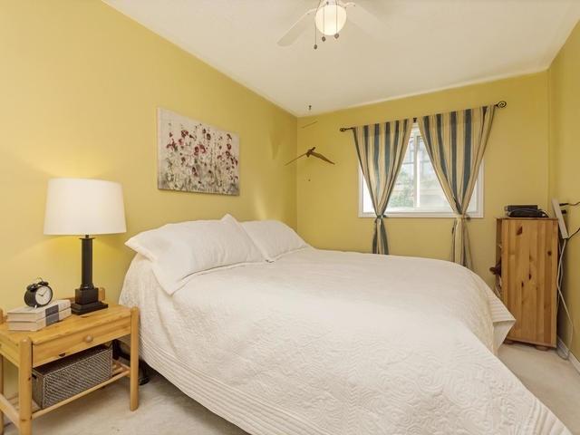 5 Beverly Lane, Townhouse with 3 bedrooms, 2 bathrooms and 1 parking in Halton Hills ON | Image 12