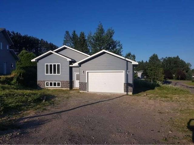 221 Millcreek Dr, House detached with 3 bedrooms, 2 bathrooms and 4 parking in Sault Ste. Marie ON | Image 1