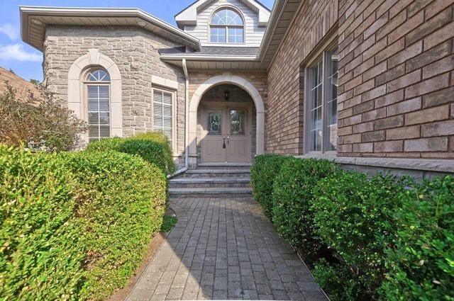 86 Monkman Crt, House detached with 3 bedrooms, 3 bathrooms and 5 parking in Aurora ON | Image 23