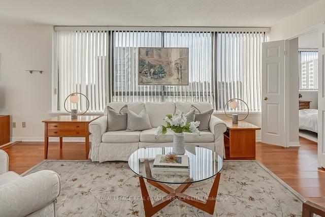 704 - 1230 Marlborough Crt, Condo with 2 bedrooms, 2 bathrooms and 1 parking in Oakville ON | Image 5