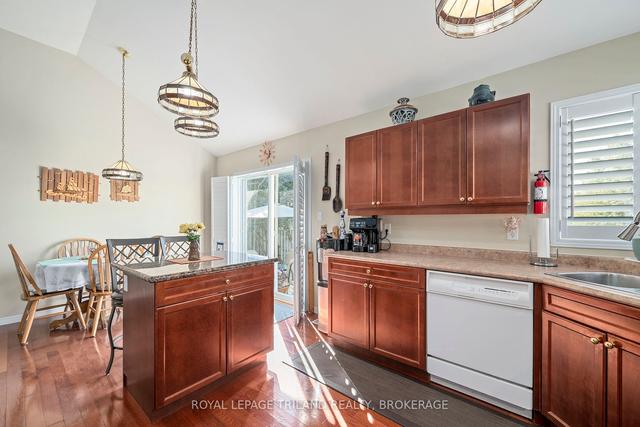 803 Silversmith St, House semidetached with 2 bedrooms, 3 bathrooms and 4 parking in London ON | Image 29