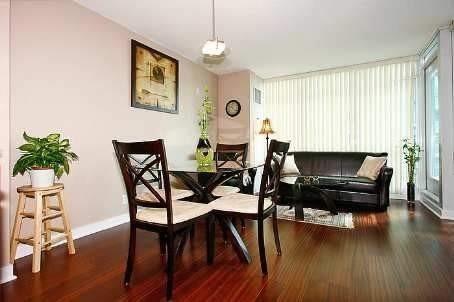 2106 - 381 Front St, Condo with 1 bedrooms, 1 bathrooms and null parking in Toronto ON | Image 6