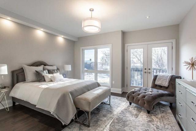 22 Carhartt Ave, House semidetached with 4 bedrooms, 4 bathrooms and 3 parking in Toronto ON | Image 3