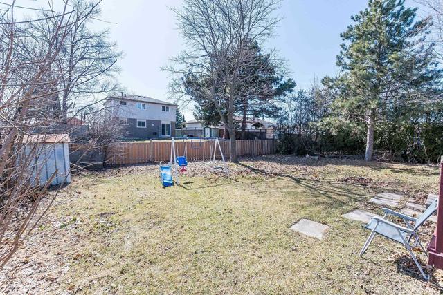 731 Balmoral Dr, House detached with 3 bedrooms, 2 bathrooms and 6 parking in Brampton ON | Image 25