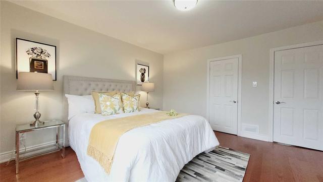 168 Monarch Park Ave, House detached with 3 bedrooms, 3 bathrooms and 0 parking in Toronto ON | Image 10