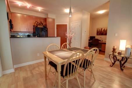 2103 - 300 Bloor St, Condo with 2 bedrooms, 2 bathrooms and 1 parking in Toronto ON | Image 3
