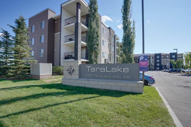 425 - 355 Taralake Way Ne, Condo with 2 bedrooms, 2 bathrooms and 1 parking in Calgary AB | Image 1