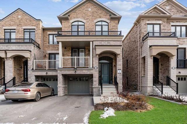 132 Thomas Fisher Dr, Townhouse with 3 bedrooms, 4 bathrooms and 2 parking in Toronto ON | Image 1