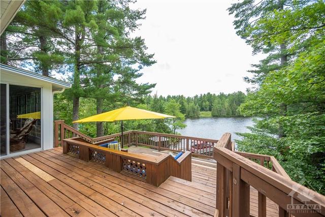 121 Rosebrugh Road, House detached with 3 bedrooms, 4 bathrooms and 10 parking in Greater Madawaska ON | Image 8