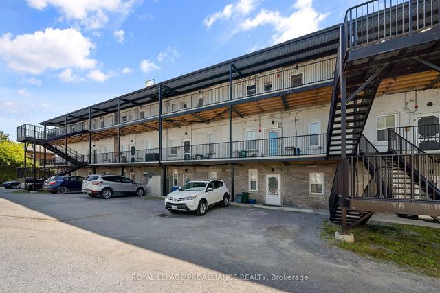 206 - 10 Patterson St, Condo with 2 bedrooms, 1 bathrooms and 1 parking in Belleville ON | Image 32