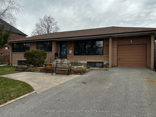 4 Lancer Dr, House detached with 3 bedrooms, 2 bathrooms and 7 parking in Vaughan ON | Image 1