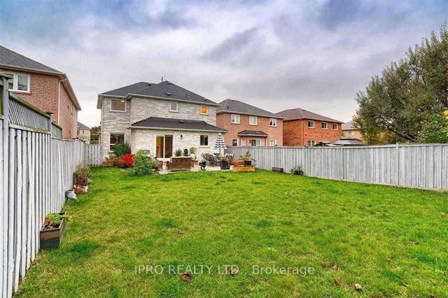 6249 Mcgriff Crt, House detached with 3 bedrooms, 4 bathrooms and 6 parking in Mississauga ON | Image 19