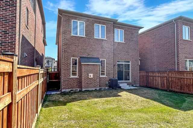 32 Red Giant St, House detached with 4 bedrooms, 5 bathrooms and 6 parking in Richmond Hill ON | Image 31