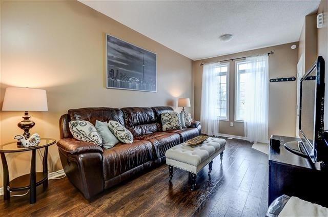 87 - 387 Beechgrove Dr, Townhouse with 3 bedrooms, 3 bathrooms and 1 parking in Toronto ON | Image 3