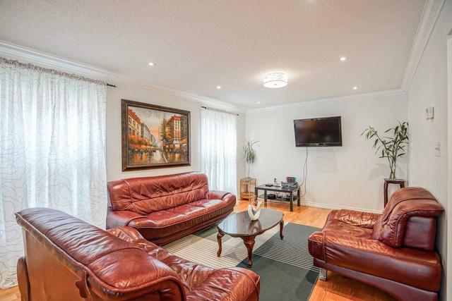 104 Tangmere Cres, House detached with 3 bedrooms, 4 bathrooms and 8 parking in Markham ON | Image 25